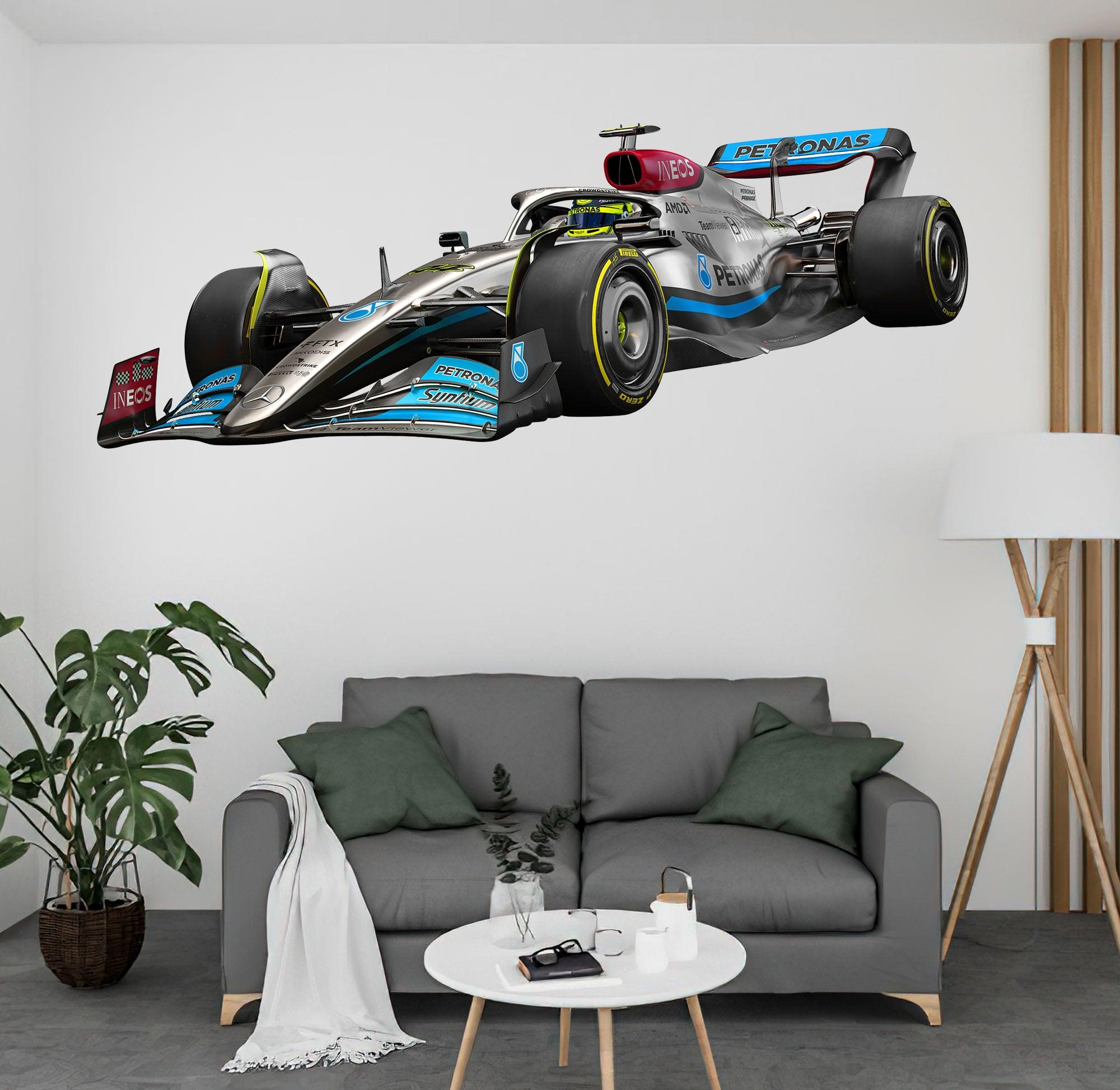 FORMULA 1 F1 Driver Lewis Hamilton, Mercedes 2022 Livery W13 Side View 022