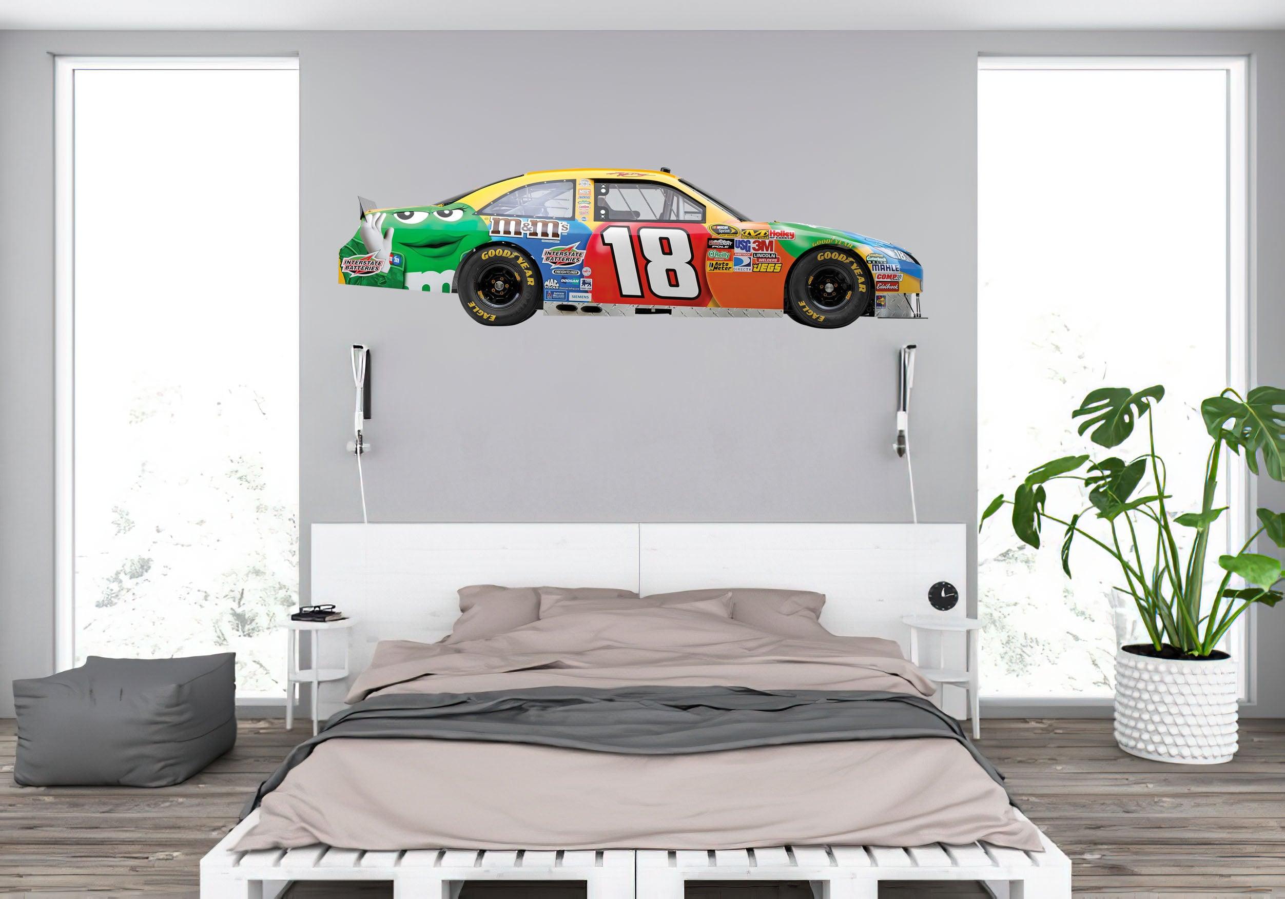 KYLE BUSCH #18 M&M’S TOYOTA 2011 Wall Decal